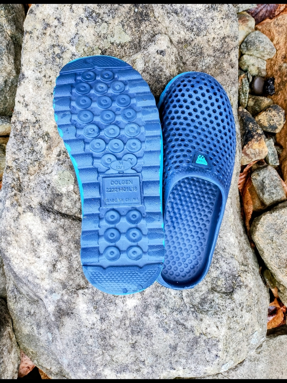 Dolgen Blue Water Shoes Slip-On Clogs, Size M (13-1)